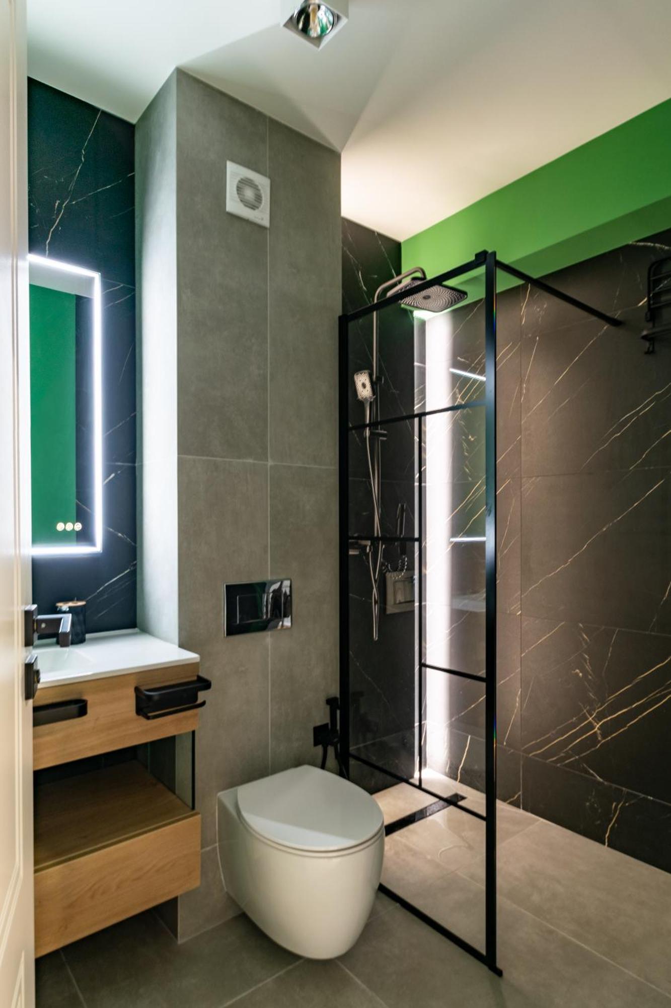 Apartment President 72 *