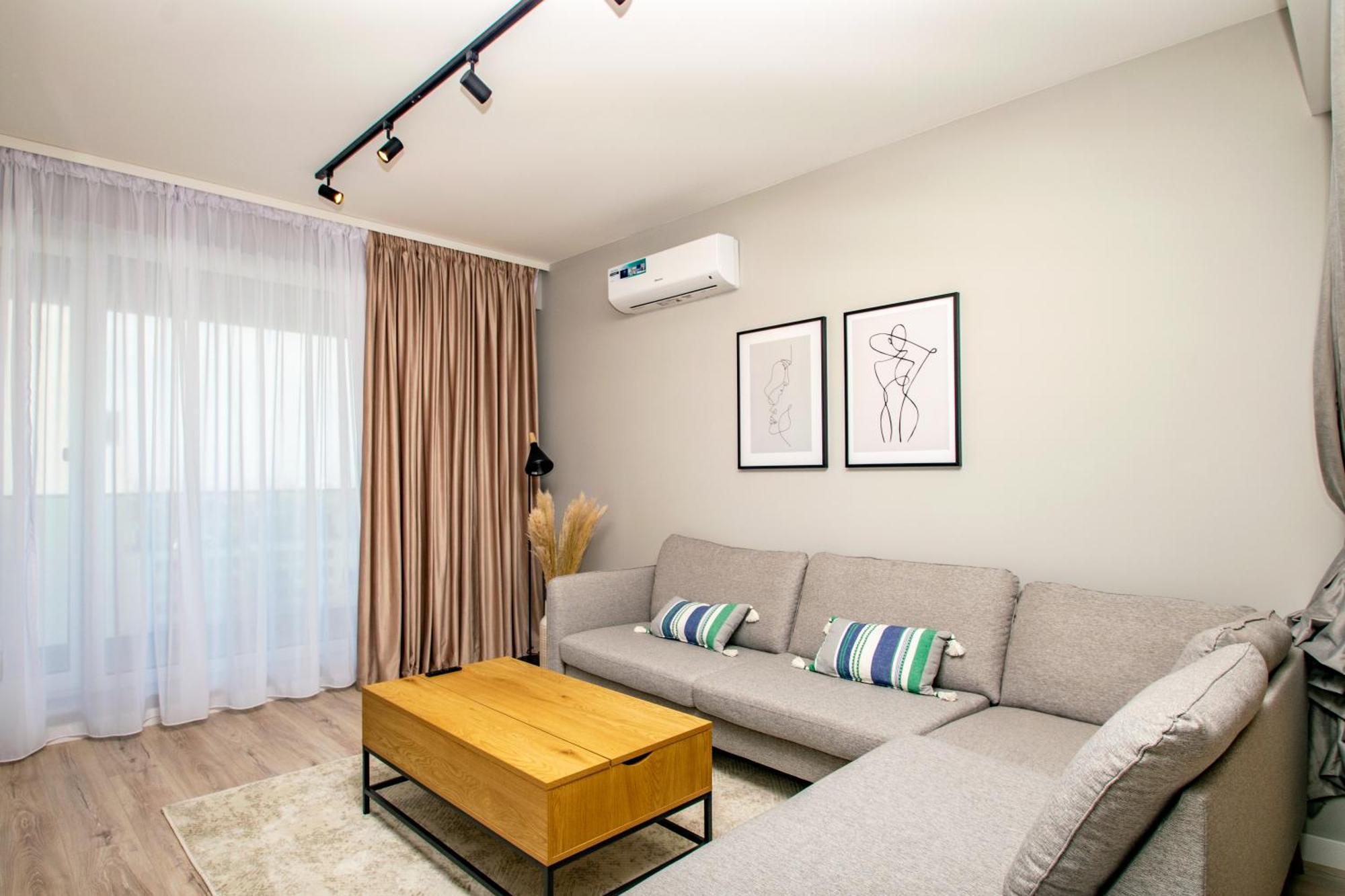 Apartment President 72 *